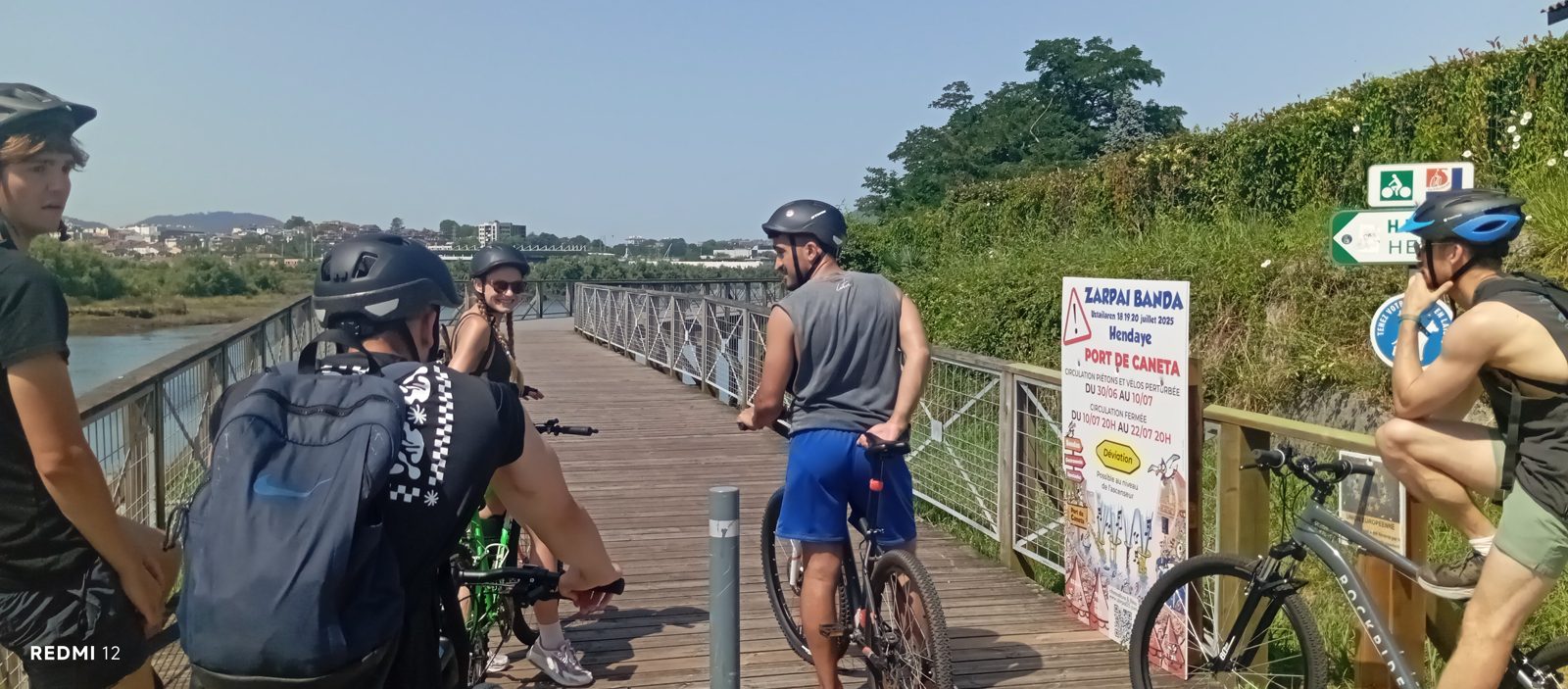 La Revolución del Turismo Lento: Por Qué las Rutas Ciclistas del País Vasco, Bulgaria y Noruega Importan para el Planeta – ABARKA ONGD